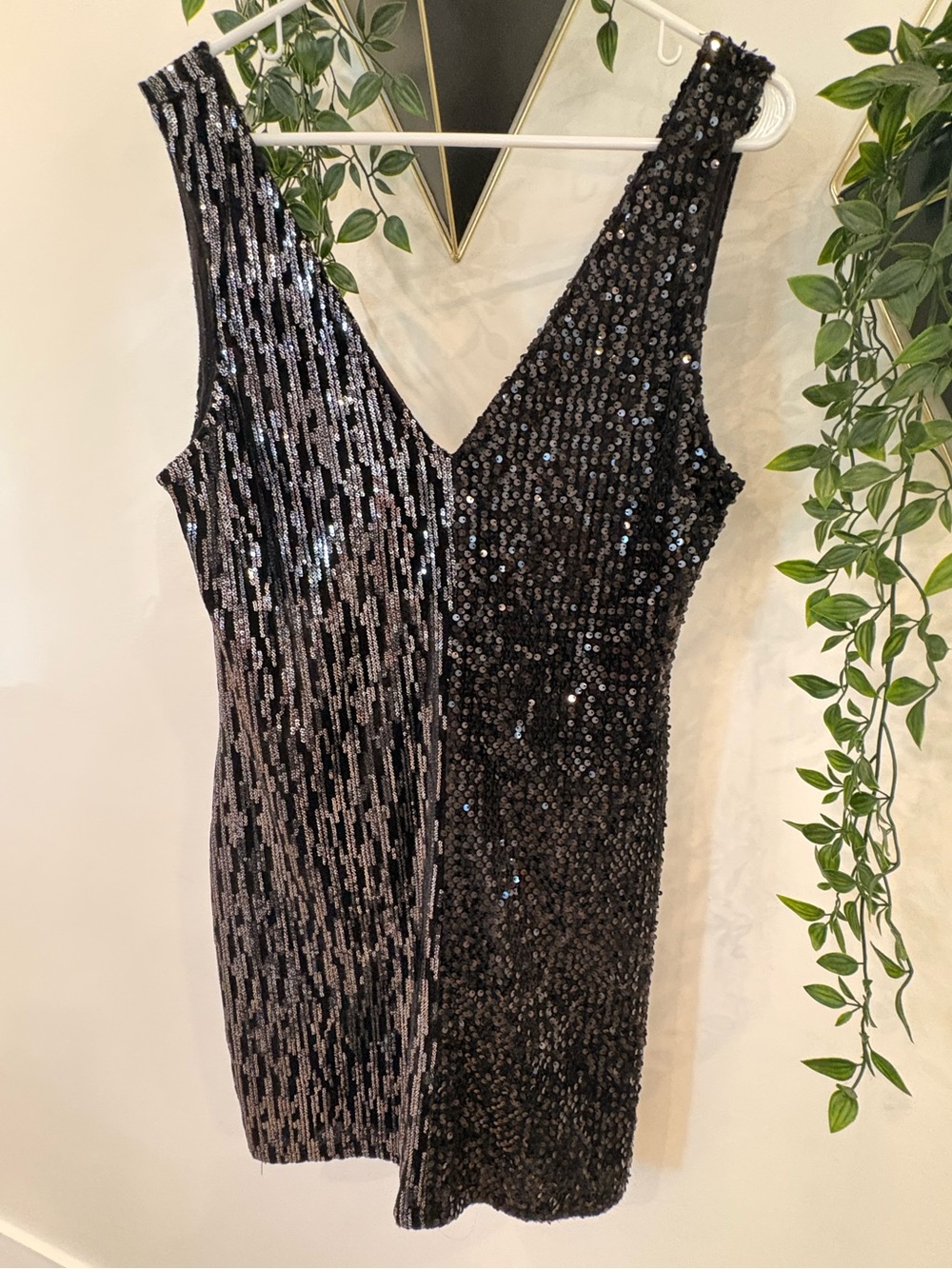 Zara Black Sequin V-Neck Cocktail Dress